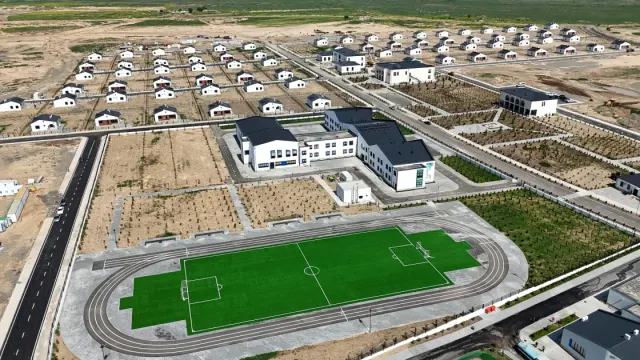 Ağdam rayonunun Kəngərli kəndinin tikintisi — foto 3